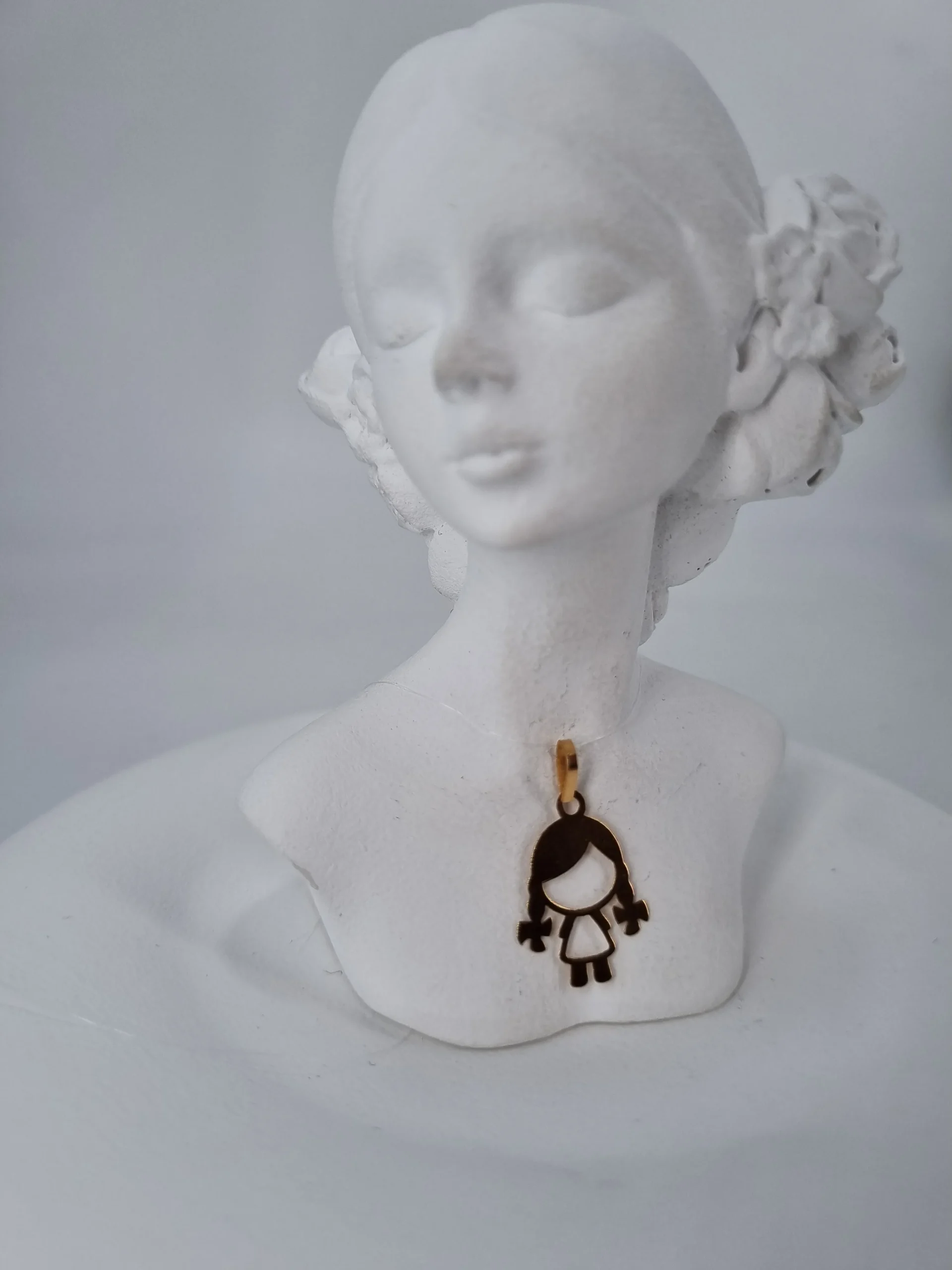 آویز طلای دختر