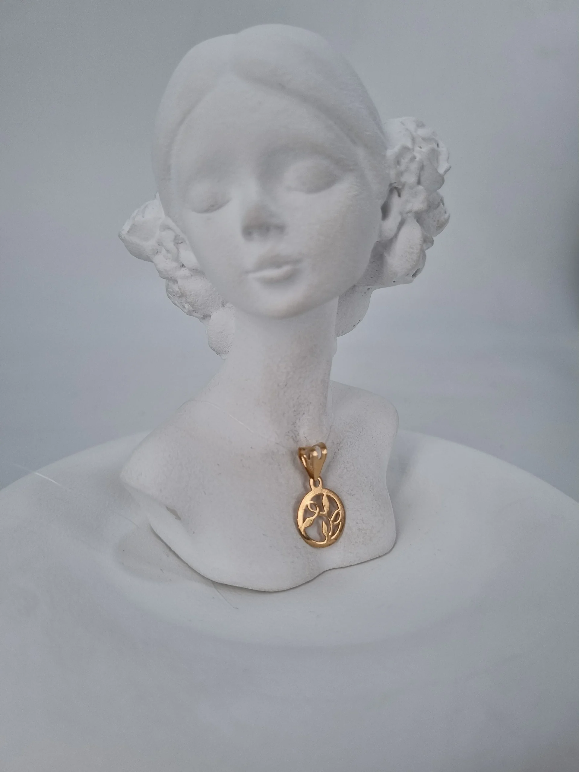 اویز طلای مدل قاب شاخه درخت