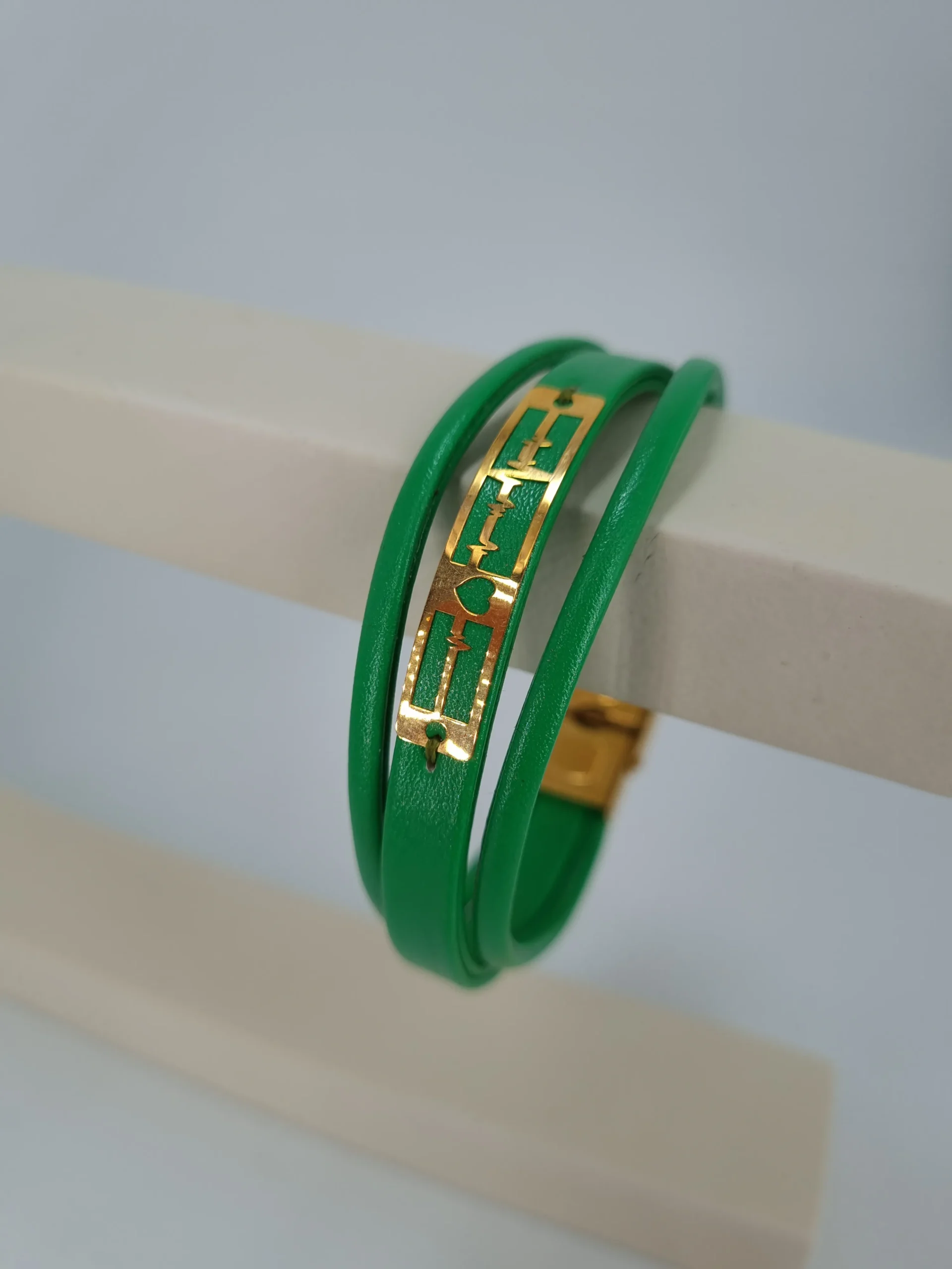 دستبند طلای چرمی نوارقلب